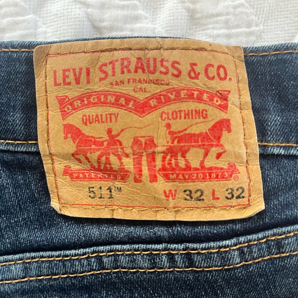 Levi Blue Jeans 511 32x32